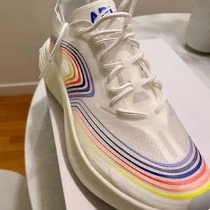 APL women’s streamline clear/white/multi: NWT (new with tags)
